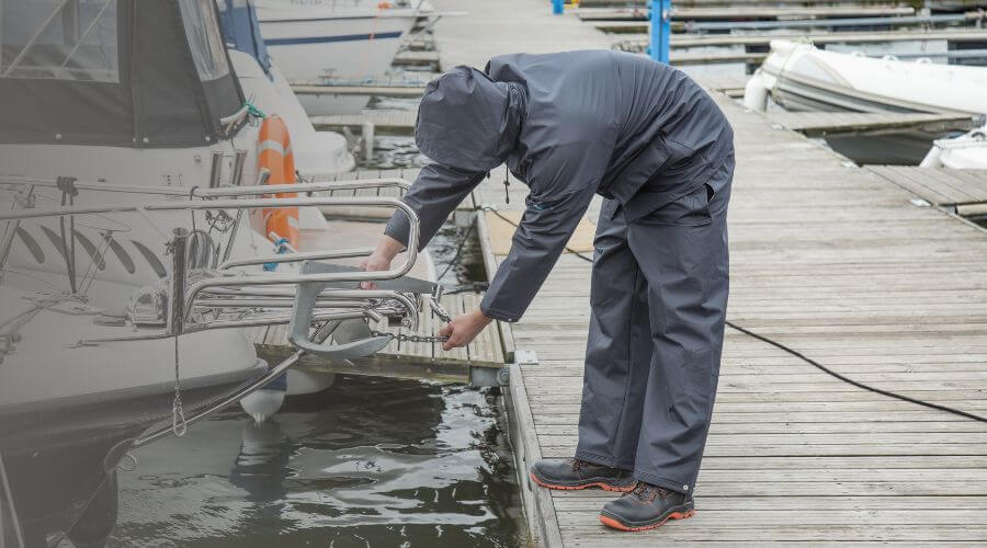 Why choose water damage restoration service for emergency water extraction services in Boise